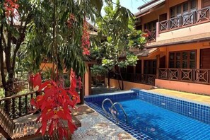 Outdoor pool - Baan Yung Hill Resort (Chiang Rai)