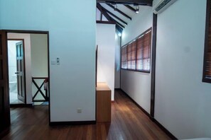 Room - Nongsa Village (Nongsa)