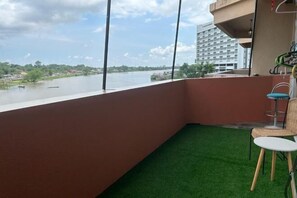 Exterior - Riverbank Suites 306 with beautiful RiverView (Kuching)