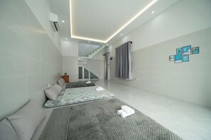 Cots/infant beds - Wings House Homestay Ho Tram (Phuoc Thuan)