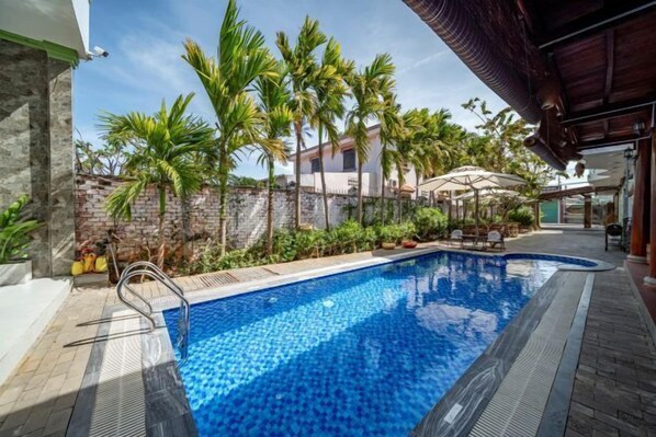 Outdoor pool - Wings House Homestay Ho Tram (Phuoc Thuan)