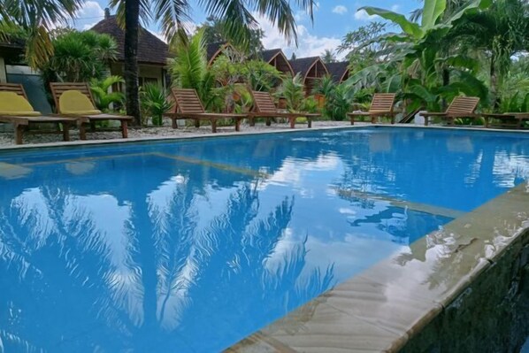 Outdoor pool - Wani Bali Resort 2 (Bali)
