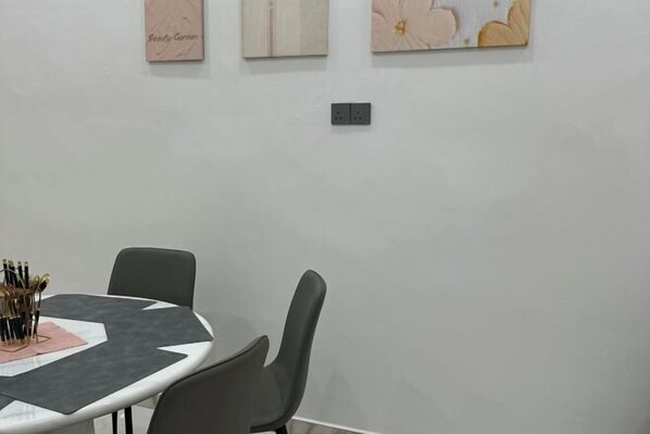 Dining - LIM.HOMESTAY Taman Saga Alor Setar (Alor Setar)