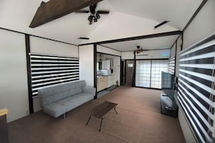 บริเวณนั่งเล่น