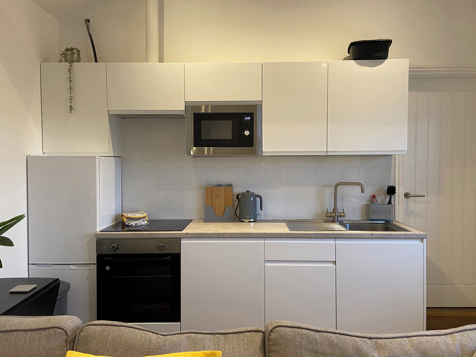 Cookware/dishes/utensils