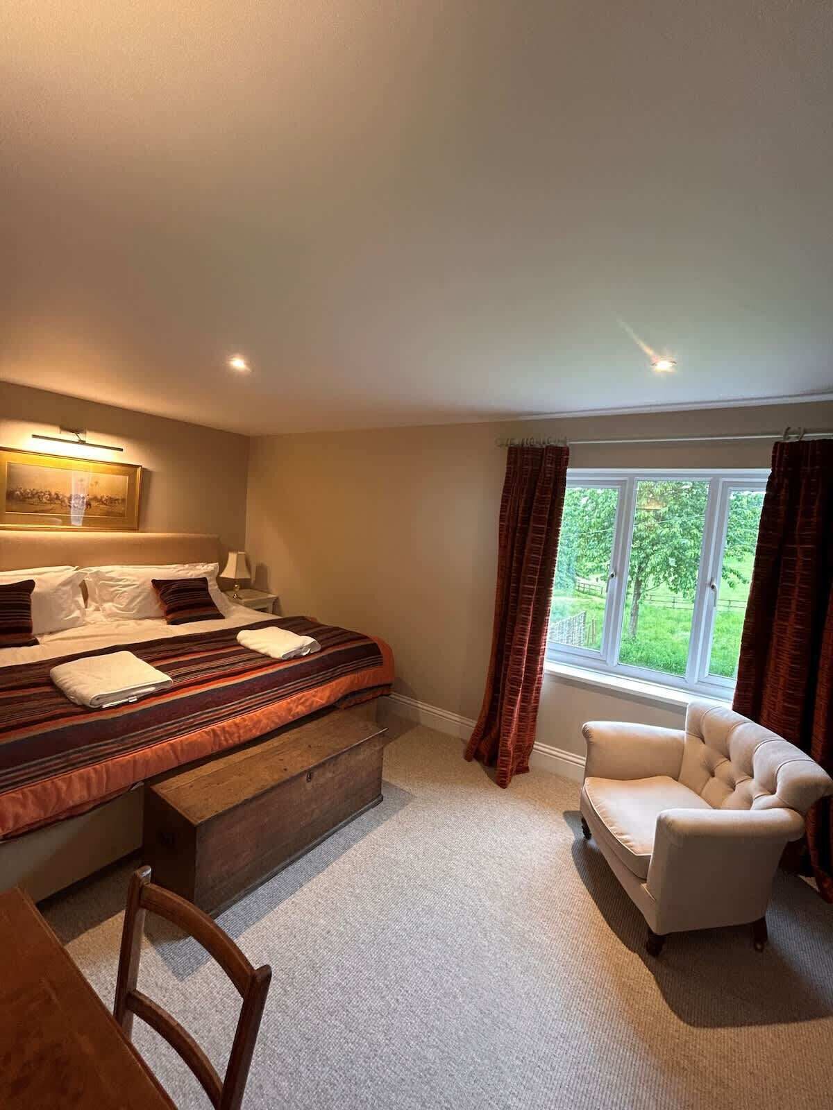 1 bedroom, iron/ironing board, travel cot, free WiFi