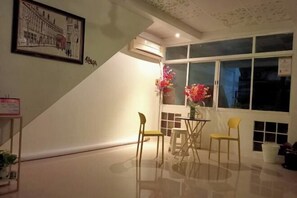 Interior - Ban Suanlum (Bangkok)