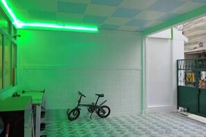 Property grounds - Ban Suanlum (Bangkok)
