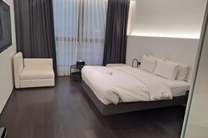 Unclassified image, 2 of 7, button - lascene hotel (Pyeongtaek-si)