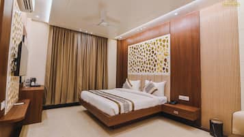 Superior Room, 1 King Bed | Free WiFi