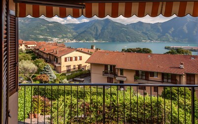 LUER PRINCE- TERRACED VILLA WITH LAKE VIEW