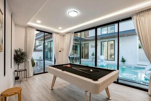 Games room - Another Hour Pool Villa (Pattaya)