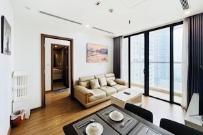 Room - Vinhomes Skylake by TA Home – Premium Hanoi Apartment (Hanoi)