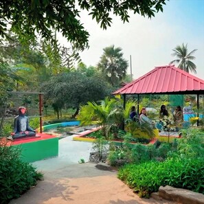 Gratis toalettartiklar, handdukar, tvål och schampo