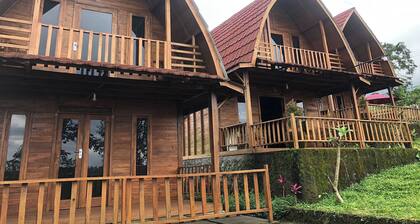 Munduk Terrace By Zuzu