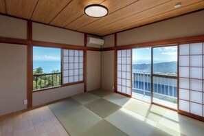 Room - The Villas〜atami amazing ocean view〜 (Atami)