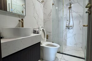 Room - Elegant High-Class Apartment (Ho Chi Minh City)