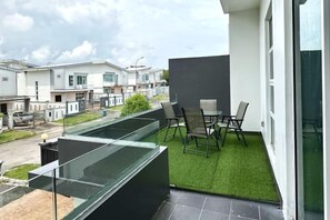 Khu ẩm thực ngoài trời