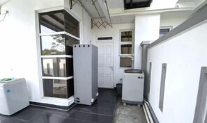 Bahagian dalam