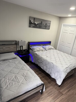 1 bedroom, iron/ironing board, WiFi, bed sheets