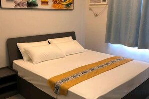 Unclassified image, 3 of 7, button - Coco hotel (Paranaque)