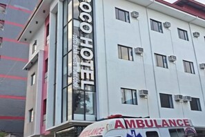 Unclassified image, 5 of 7, button - Coco hotel (Paranaque)