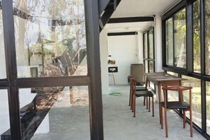 Unclassified image, 3 of 40, button - farm sam sook (Lamphun)