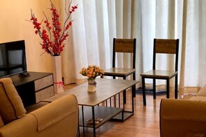 Interior - Nice Waterfront 2Br River View Walk to City (Kuching)
