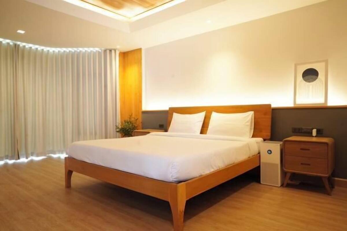 Tempat tidur bayi