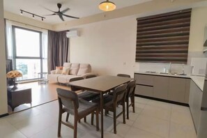 Unclassified image, 2 of 28, button - Leisure City NightView 2BR Urban Suites Georgetown (Jelutong)