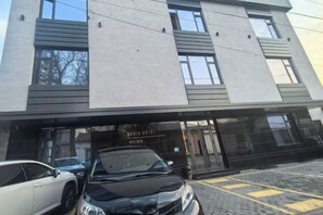 Garden - REGIS HOTEL (Tashkent)