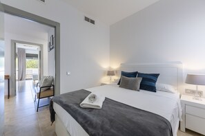 3 habitaciones, tabla de planchar con plancha y wifi gratis 