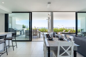 Dining - MalagaSuite Higueron West (Fuengirola)