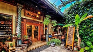 Unclassified image, 2 of 22, button - Peace House｜4 Bedrooms, 5 Bathrooms, 5 Toilets, Parking & Terrace (Osaka)