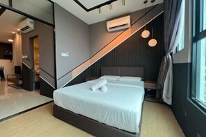 Room - IGVC_ITCC Manhattan Suite (Donggongon)