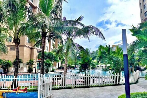 الإطلالة من المنشأة