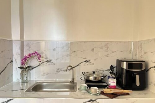 F Residence Transient House