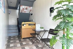 Dining - F Residence Transient House (Nueva Ecija)