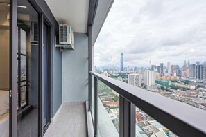 Cots/infant beds - Trion KL by Vivid Stay (Kuala Lumpur)