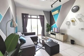 Room - Bukit Indah Near Aeon and Legoland Johor with Netflix (Johor Bahru)