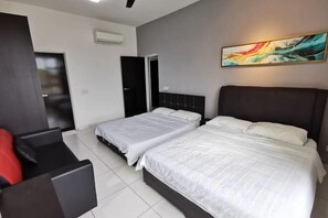 Room - Bukit Indah Near Aeon and Legoland Johor with Netflix (Johor Bahru)