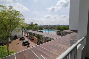 Room - Bukit Indah Near Aeon and Legoland Johor with Netflix (Johor Bahru)