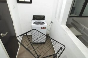 Room - Bukit Indah Near Aeon and Legoland Johor with Netflix (Johor Bahru)