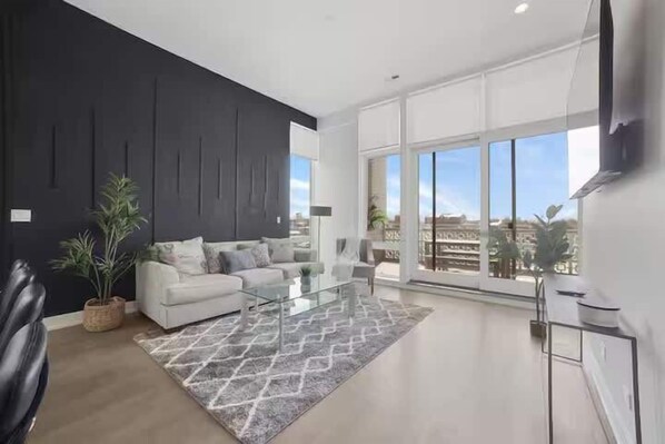 تلفزيون، مكتب