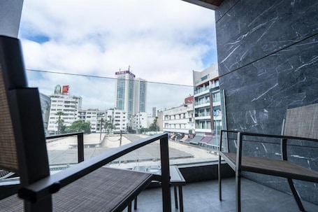 Junior Studio Suite | Terrace/patio