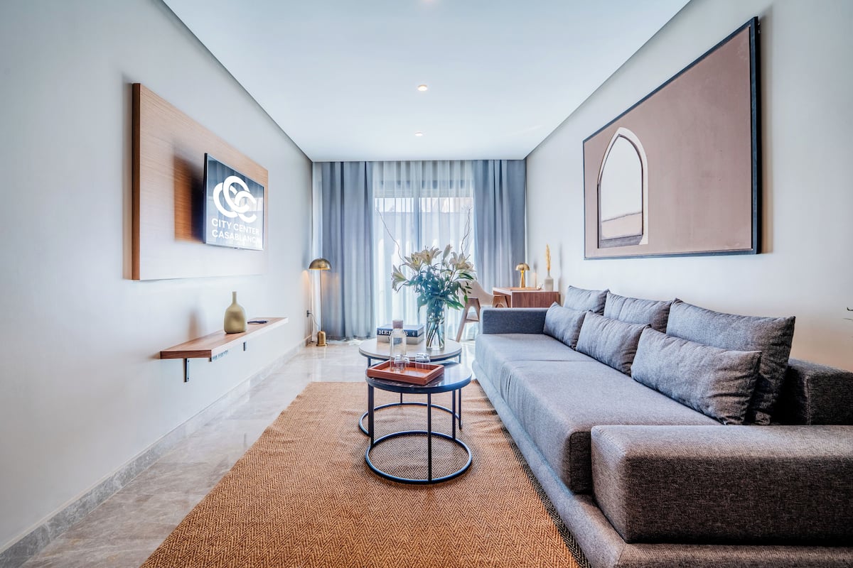 Standard Studio Suite | Living area