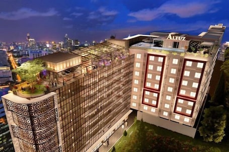 Udendørsområde. Grand Altuz Yogyakarta
