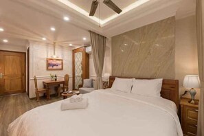 Iron/ironing board - Woody House Boutique (Ho Chi Minh City)