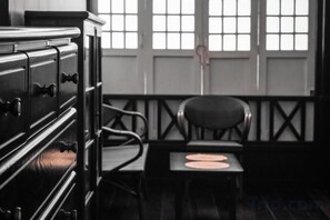 Unclassified image, 3 of 10, button - Haheng House (Bangkok)