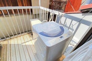 Cribs/infant beds - AkiraHome Tsutenkaku West -THE CALM HOUSE- (Osaka)